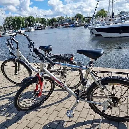 Kasprowicza 20a Basen, Silownia, Parking, Rowery